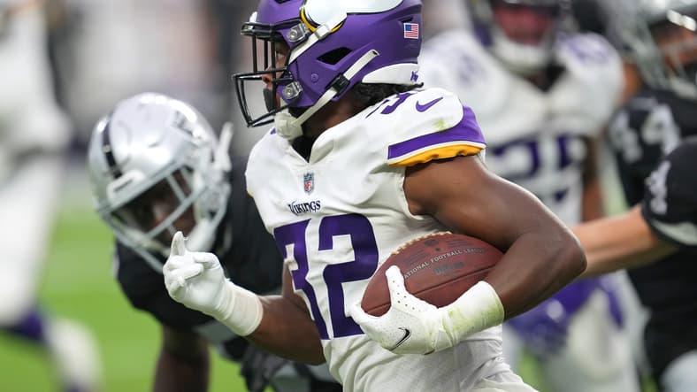 Vikings Saw