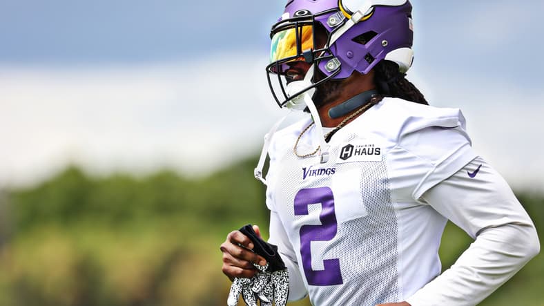 Apparently 1/3 of the NFL Wants Alexander Mattison