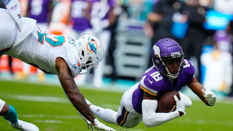 The Vikings Top Offensive Performers at Dolphins, per PFF