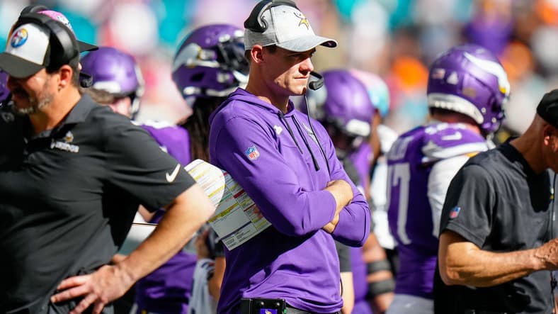 Kevin O’Connell standing on the sideline during a Vikings game