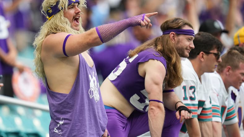 Predicts Unpleasant Vikings