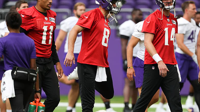 Situation Giving Kirk Cousins Steam for 2022 MVP