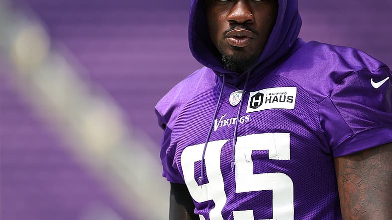 Eagles Steal Defender from Vikings Roster