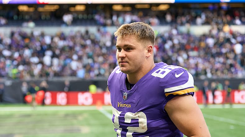 Veteran Viking Calls It