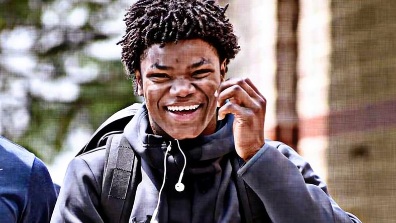 Lewis Cine Comeback SZN