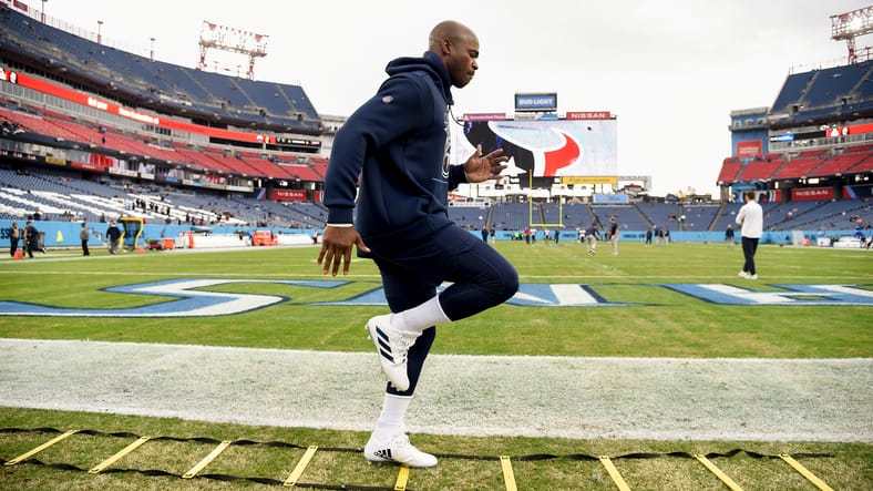 Adrian Peterson Not Done with NFL -- Even with Boxing on the Menu