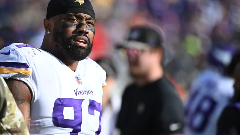 After Rudolph to TB, 3 Big-Name Vikings from 2021 Remain Unsigned