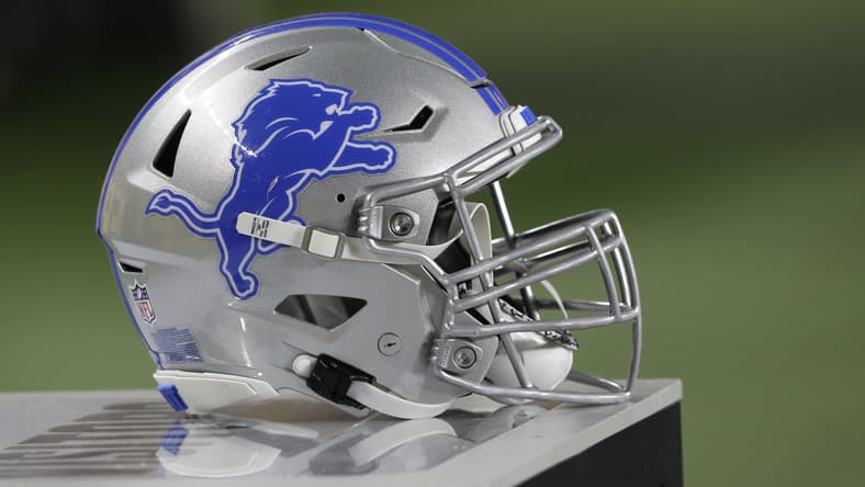 Vikings-Lions Prediction + 2004 Flashback