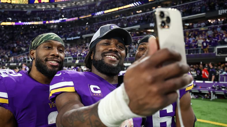 "We Left At Halftime" -- The Story of Vikings Fans Who Left & Missed Out on History