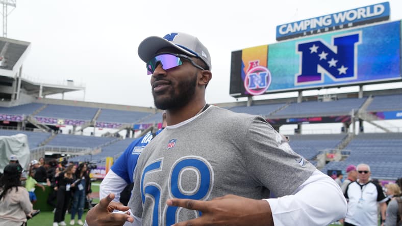 Jonathan Greenard poses during NFC practice at the Pro Bowl Games in Orlando. Vikings theories