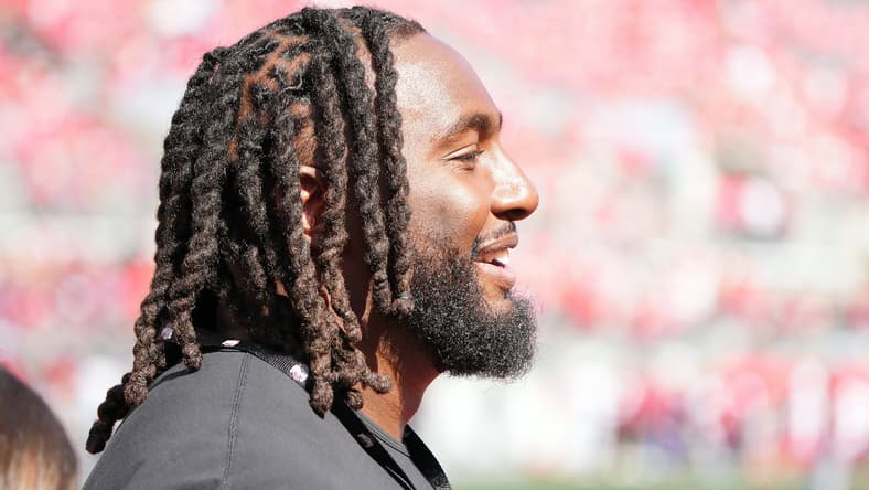Donovan Jackson stands on the Ohio State sideline before a game against Texas.