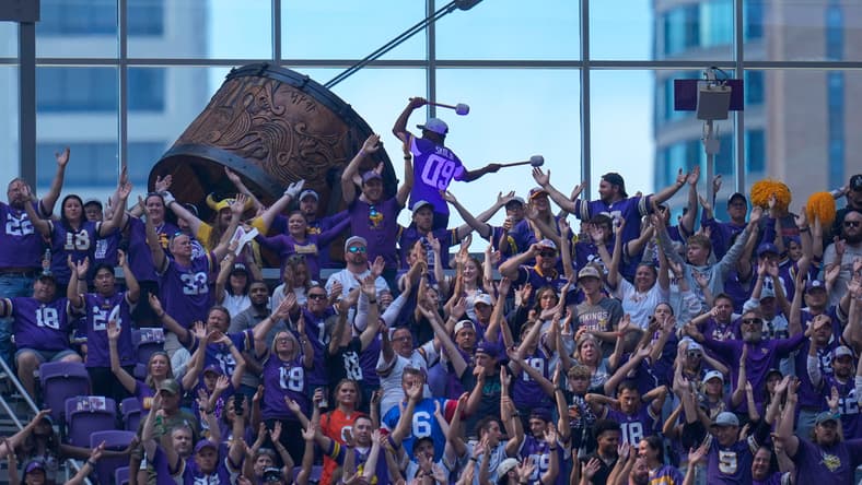 Vikings fans cheer inside U.S. Bank Stadium during a game against the Cincinnati Bengals.