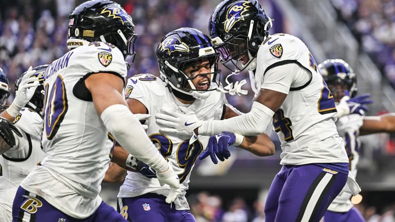 Ravens defenders at U.S. Bank Stadium in 2025