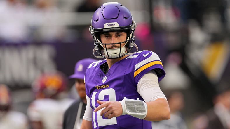 Vikings QB Max Brosmer against the Washington Commanders in 2025