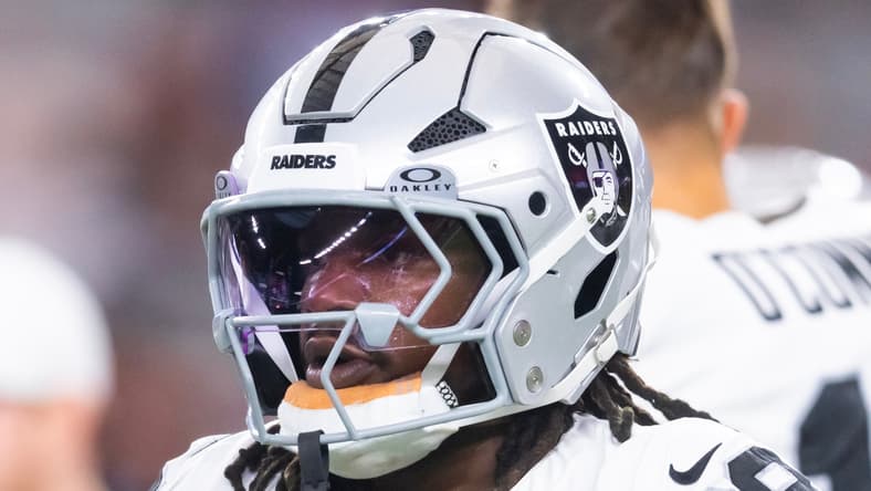 Raiders RB Sincere McCormick in the 2025 preseason.
