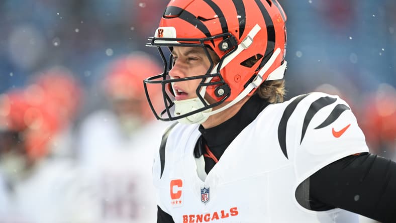 Joe Burrow on sideline before Bengals vs Bills game at Highmark Stadium