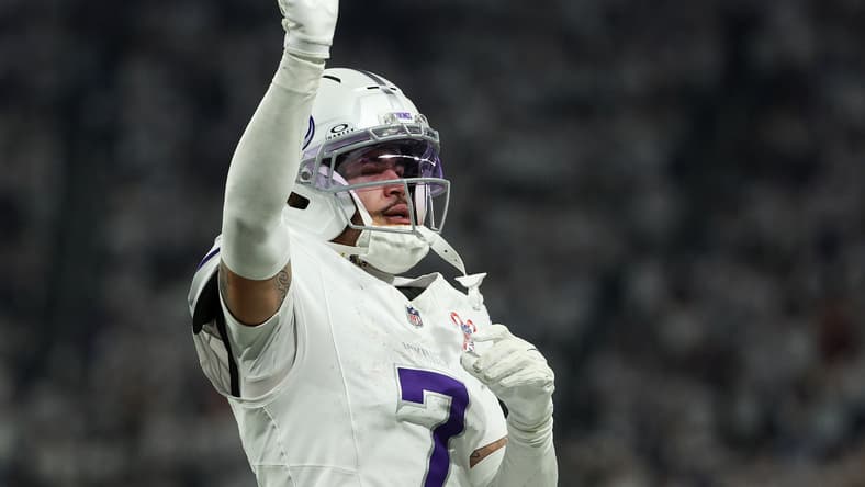 Byron Murphy Jr. celebrates during the Vikings' game against the Lions at U.S. Bank Stadium.