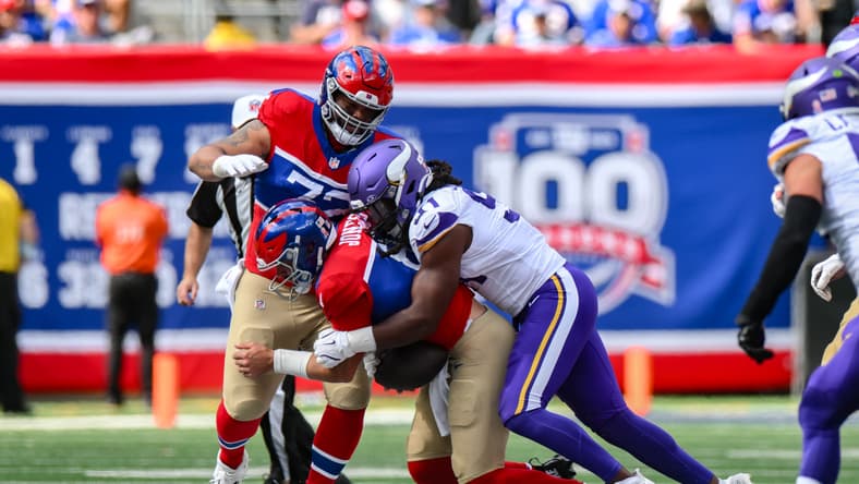 Vikings EDGE Patrick Jones sacks Daniel Jones in 2024