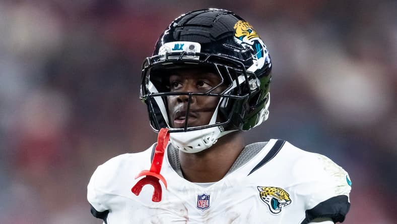 Jaguars RB Travis Etienne against the Cardinals in 2025