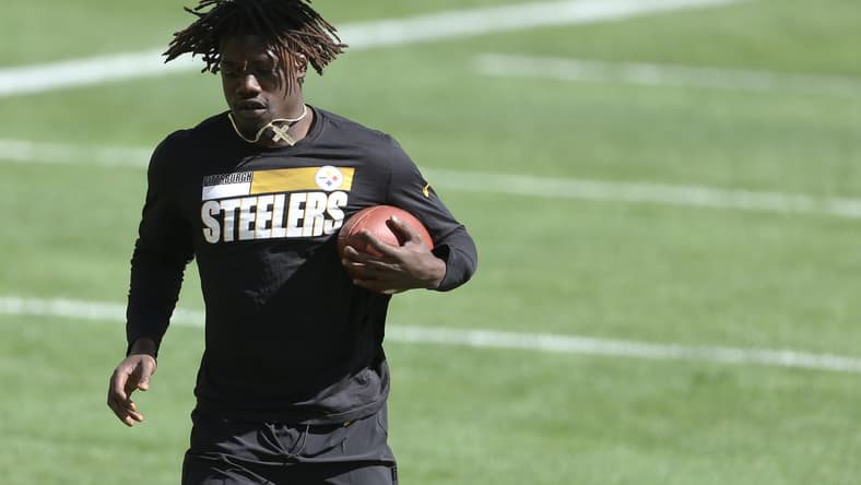James Pierre warms up before a Steelers game against the Broncos at Heinz Field in Pittsburgh. Vikings overlooked players