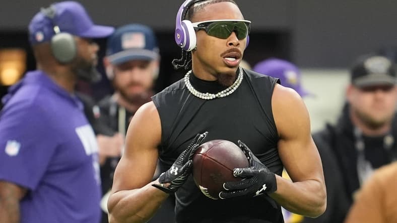 Vikings WR Justin Jefferson before a game against the Lions in the 2025 season