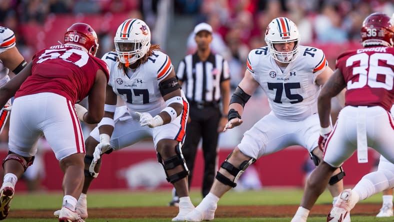Auburn center Connor Lew in 2023 against Arkansas.
