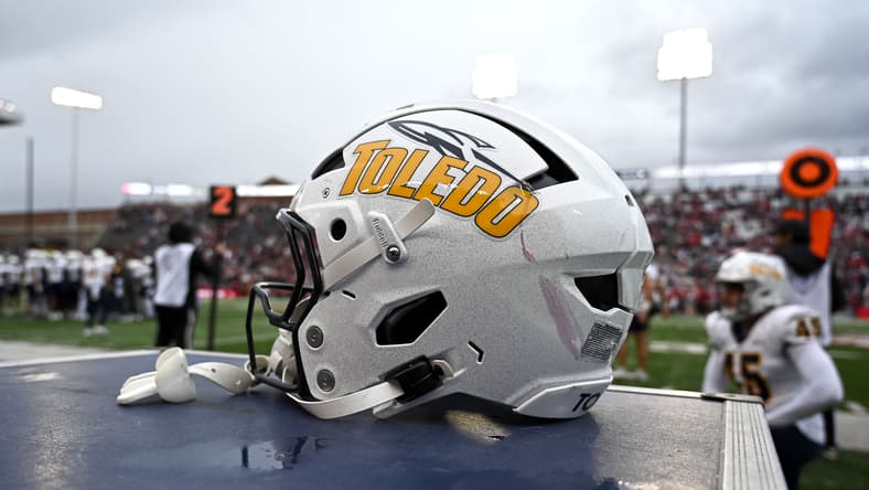 Toledo football helmet in 2025 in Washington