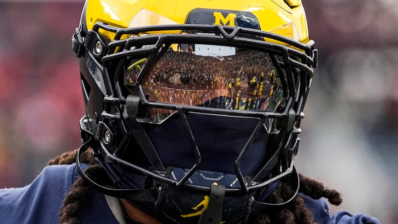 Michigan LB Jaishawn Barham in 2025 against Wisconsin
