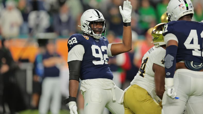 Penn State DL Smith Vilbert in 2025