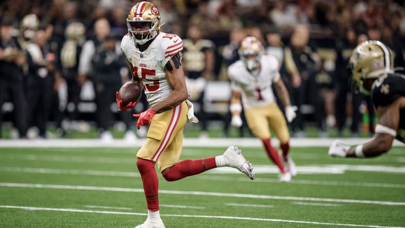 49ers wide receiver Jauan Jennings runs toward the end zone against the New Orleans Saints in New Orleans.