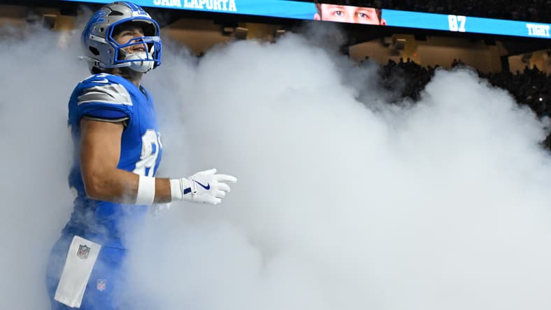 Lions TE Sam Laporta against the Bears in 2025