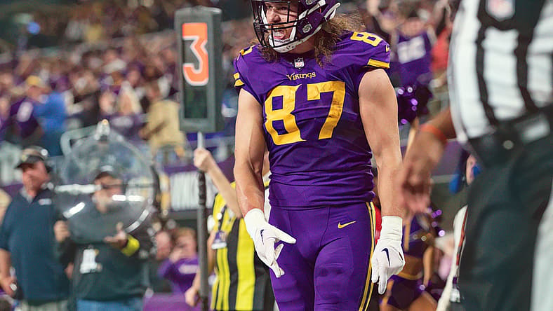 Week 16 vs