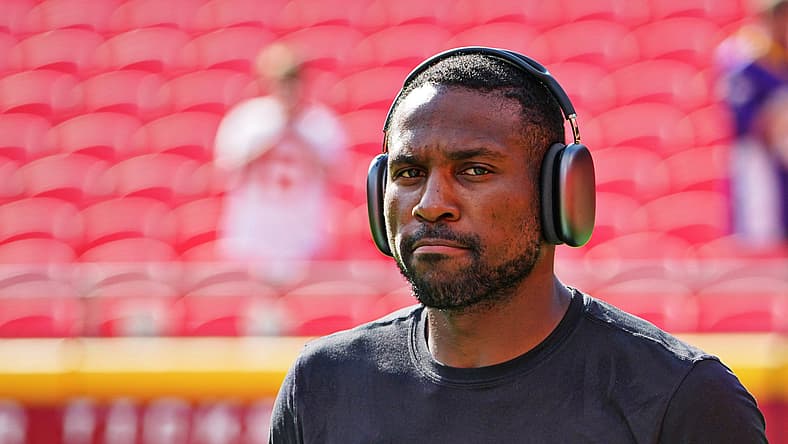 Patrick Peterson walks on the field before Vikings-Chiefs preseason action. Kyler Murray Vikings