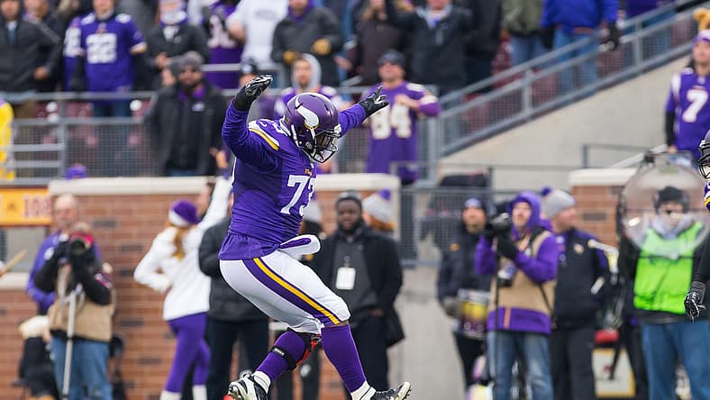 NFL: Chicago Bears at Minnesota Vikings