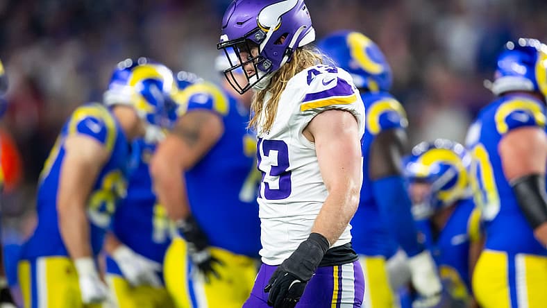 Andrew Van Ginkel plays against the Rams during the NFC Wild Card game. Vikings pass rush rankings
