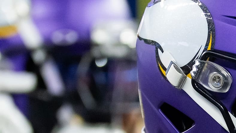 Minnesota Vikings defensive back prepares for a snap against the Los Angeles Rams during NFC Wild Card playoff action at State Farm Stadium in Arizona.