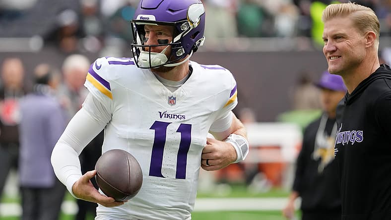 Carson Wentz warms up before the Vikings’ International Series game against the Browns in London.