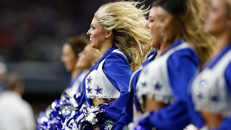 Cowboys Cheerleaders in 2019