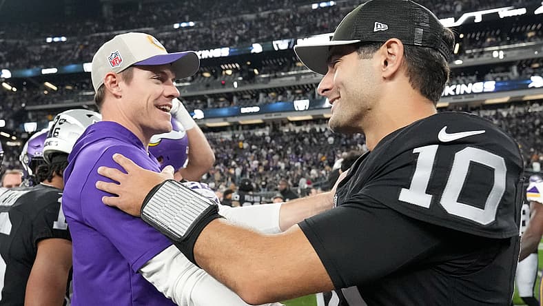 Kevin O'Connell and Jimmy Garoppolo in 2023