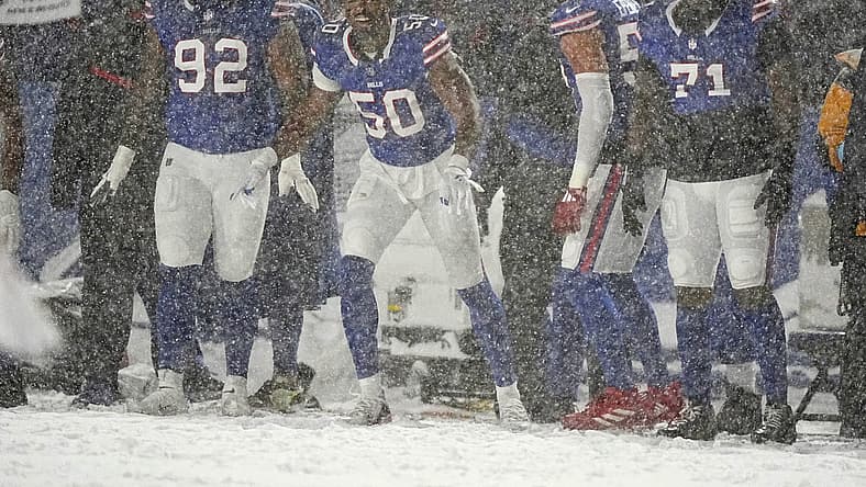 Bill DT DaQuan Jones in 2024