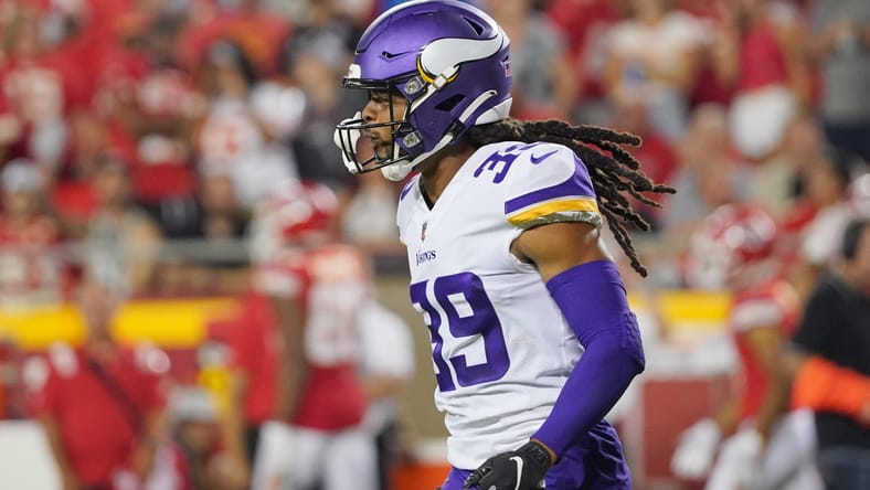Vikings Say Goodbye to 7