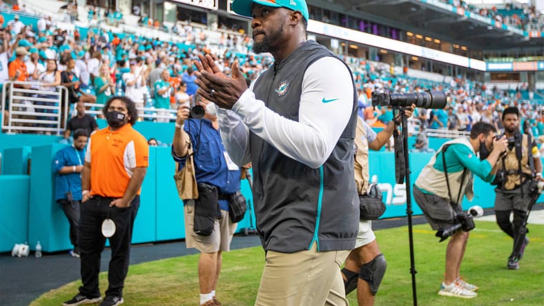 Flores Should Try to Lure his Old Companion to the Vikings