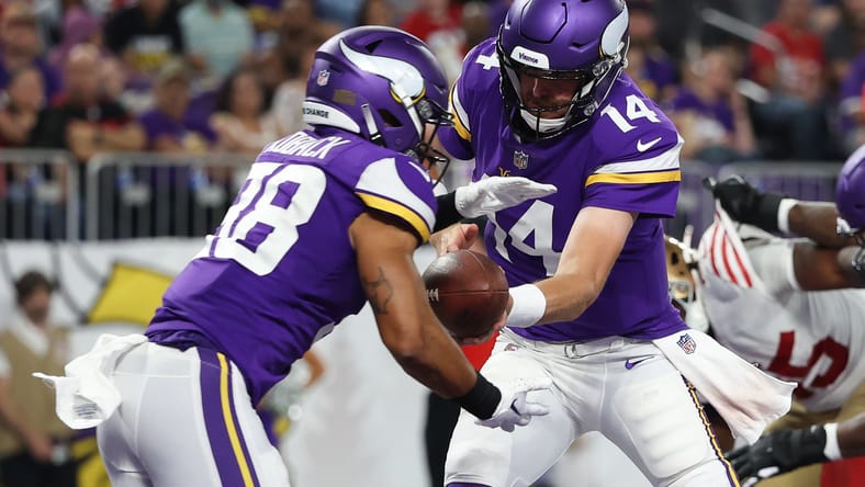 seahawks sign forrmer