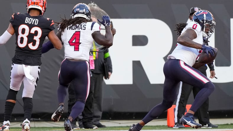 vikings sign former pro bowler

