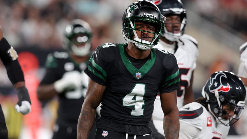 Jets CB D.J. Reed celebrates sack of Texans QB C.J. Stroud at MetLife Stadium.