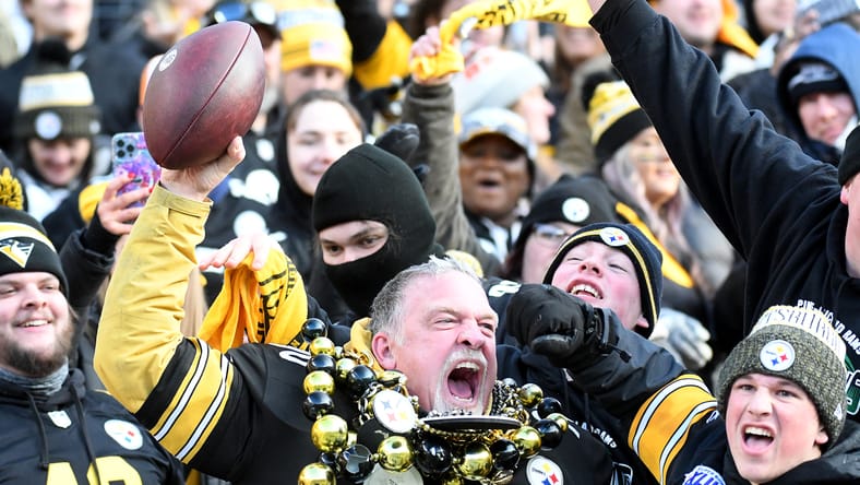 Steelers fans in 2023.