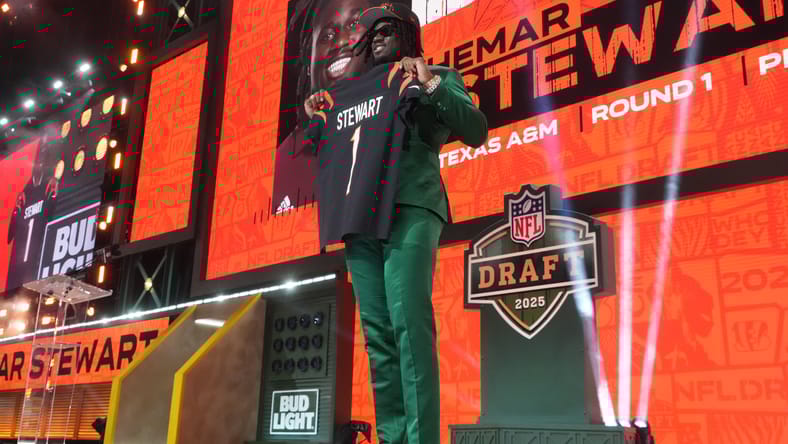Shemar Stewart reacts to being selected 17th overall by the Bengals during the first round of the 2025 NFL Draft at Lambeau Field.