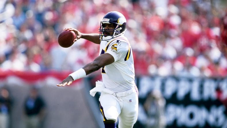 Randall Cunningham with the Vikings in 1998.