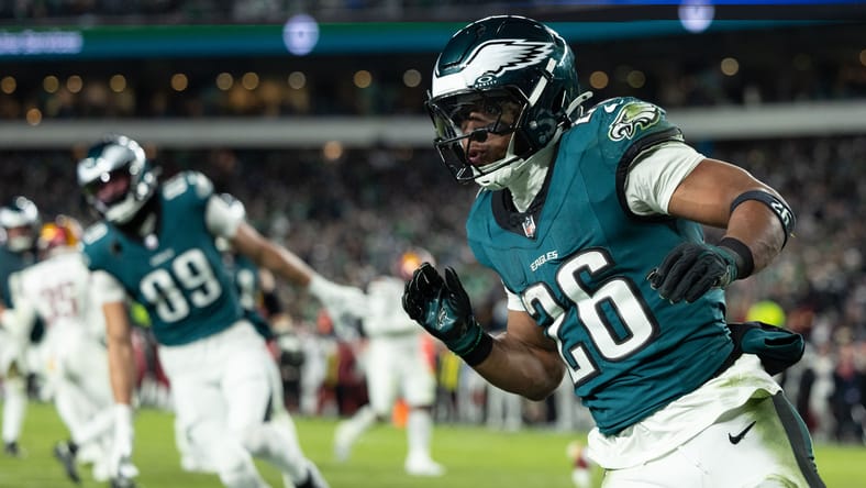 Saquon Barkley with the Eagles in 2024.