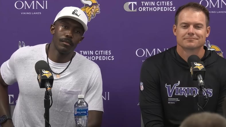 GM Kwesi Adofo-Mensah and HC Kevin O'Connell at training camp in 2025.